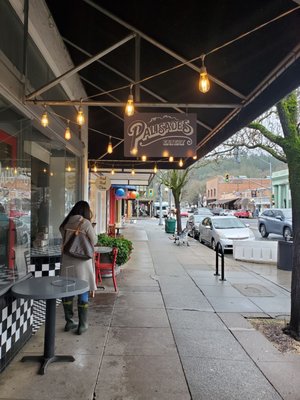 Palisades Eatery by null