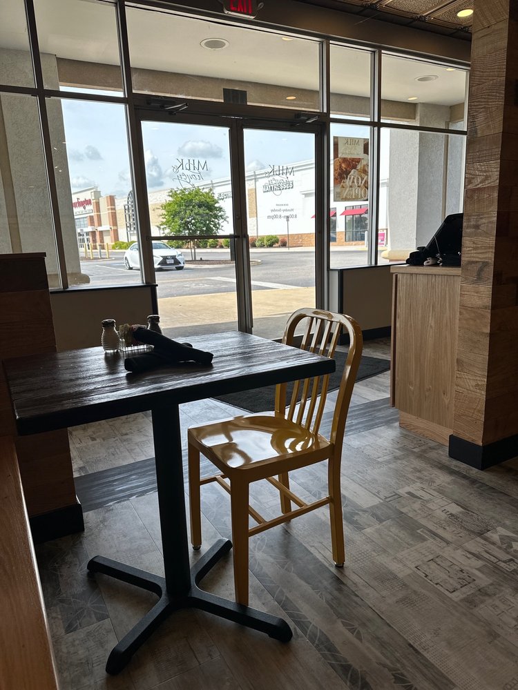 Milk & Honey Cafe Colonial Heights, Colonial Heights Roadtrippers