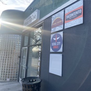 Carnegie Food Hub - 30 March 2023 -- Entrance to Carnegie Food Hub - Pop-Up Restaurants Near Me - Cleveland, Ohio