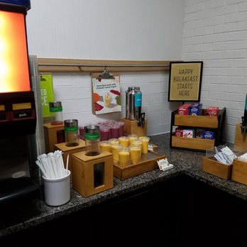 Hampton Inn Norfolk-Naval Base - Oh those mango smoothies are to die for! - Hotels Near Me - Norfolk, Virginia Hampton Inn Norfolk-Naval Base - Oh those mango smoothies are to die for! - Hotels Near Me - Norfolk, Virginia