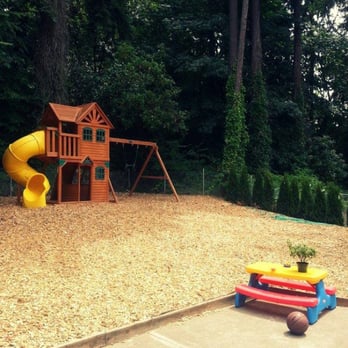 World for Kids - Play yard - Preschools Near Me - Bellevue, Washington World for Kids - Play yard - Preschools Near Me - Bellevue, Washington