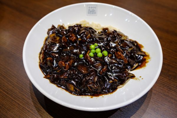 Paik's Noodle North York 홍콩반점 by null