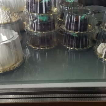 Gran Caffè Gambrinus - Pastry - Desserts Near Me - Naples, NA