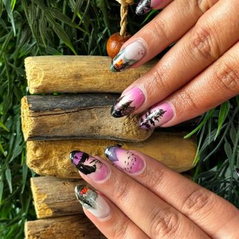 Nirvana Spa & Nails - Mountain scenic nails - Nail Salons Near Me - Olive Branch, Mississippi
