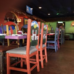 El Parian Mexican Restaurant - Atmosphere carries through even to the bathrooms. Very well done!