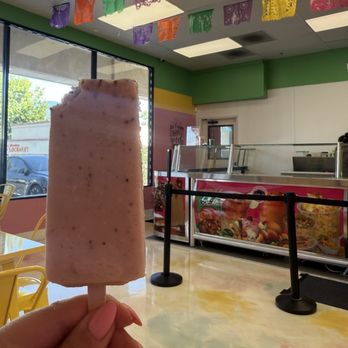 La Michoacana De Dena - Ice Cream & Frozen Yogurt Near Me - Pasadena, California