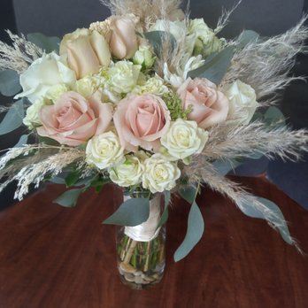 Rose Petals Florist - Florists Near Me - Stateline, Nevada
