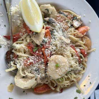 Boston Sail Loft - Sauteed Seafood Portofino - Bars Near Me - Boston, Massachusetts Boston Sail Loft - Sauteed Seafood Portofino - Bars Near Me - Boston, Massachusetts