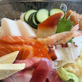 Q Sushi Bar & Kitchen - Chirashi - Japanese Near Me - Lynnwood, Washington Q Sushi Bar & Kitchen - Chirashi - Japanese Near Me - Lynnwood, Washington