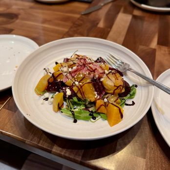 The Tack Room - Beet and Arugula Salad - Bars Near Me - Lincoln, Massachusetts The Tack Room - Beet and Arugula Salad - Bars Near Me - Lincoln, Massachusetts