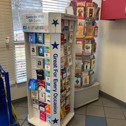 US Post Office - Waiting in line