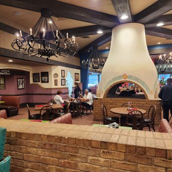 El Fenix - Indoor seating - Mexican Near Me - Dallas, Texas El Fenix - Indoor seating - Mexican Near Me - Dallas, Texas