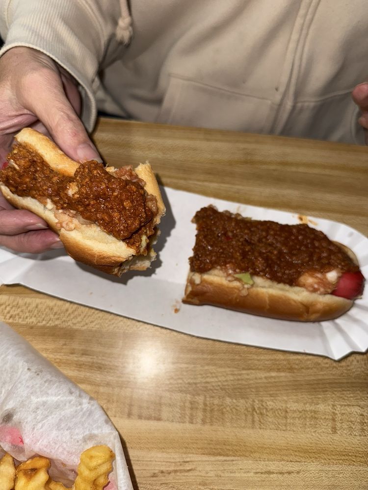 Food from Hendrix's Barbecue