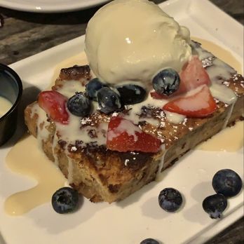 Scratch Kitchen - Bread Pudding - Breakfast & Brunch Near Me - Honolulu, Hawaii
