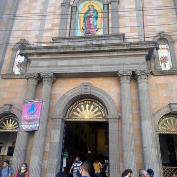 Border Tours - Cathedral - Food Tours Near Me - San Diego, California