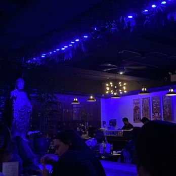 Jade Eatery And Lounge - Asian Fusion Near Me - Forest Hills, New York