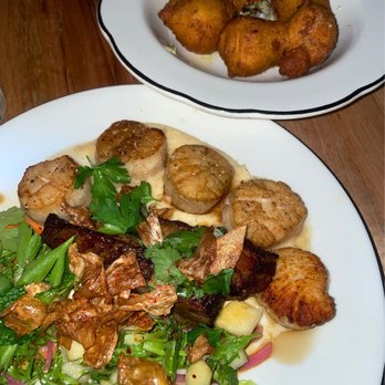 Automatic Seafood and Oysters - Seared sea scallops - Seafood Near Me - Birmingham, Alabama