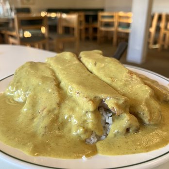 Litz Restaurant - Curry Chicken over rice - one of their signature dishes - Singaporean Near Me - Monterey Park, California