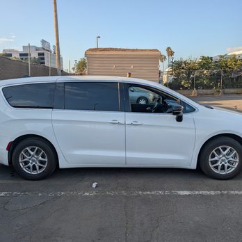 AMPM Car Rentals - Van - Car Rental Near Me - Los Angeles, California AMPM Car Rentals - Van - Car Rental Near Me - Los Angeles, California