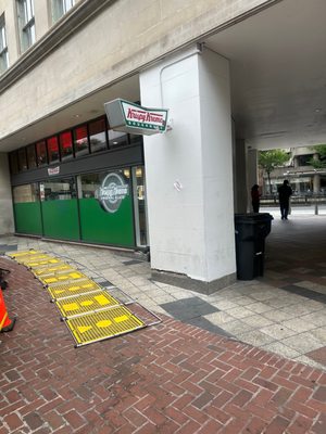 Krispy Kreme by null