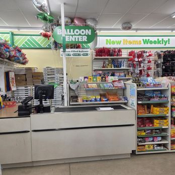 Dollar Tree - Discount Store Near Me - Wauwatosa, Wisconsin
