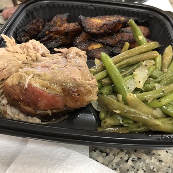 Moreno Bakery - Pork green beans and plantains 10$ - Bakeries Near Me - Brandon, Florida Moreno Bakery - Pork green beans and plantains 10$ - Bakeries Near Me - Brandon, Florida