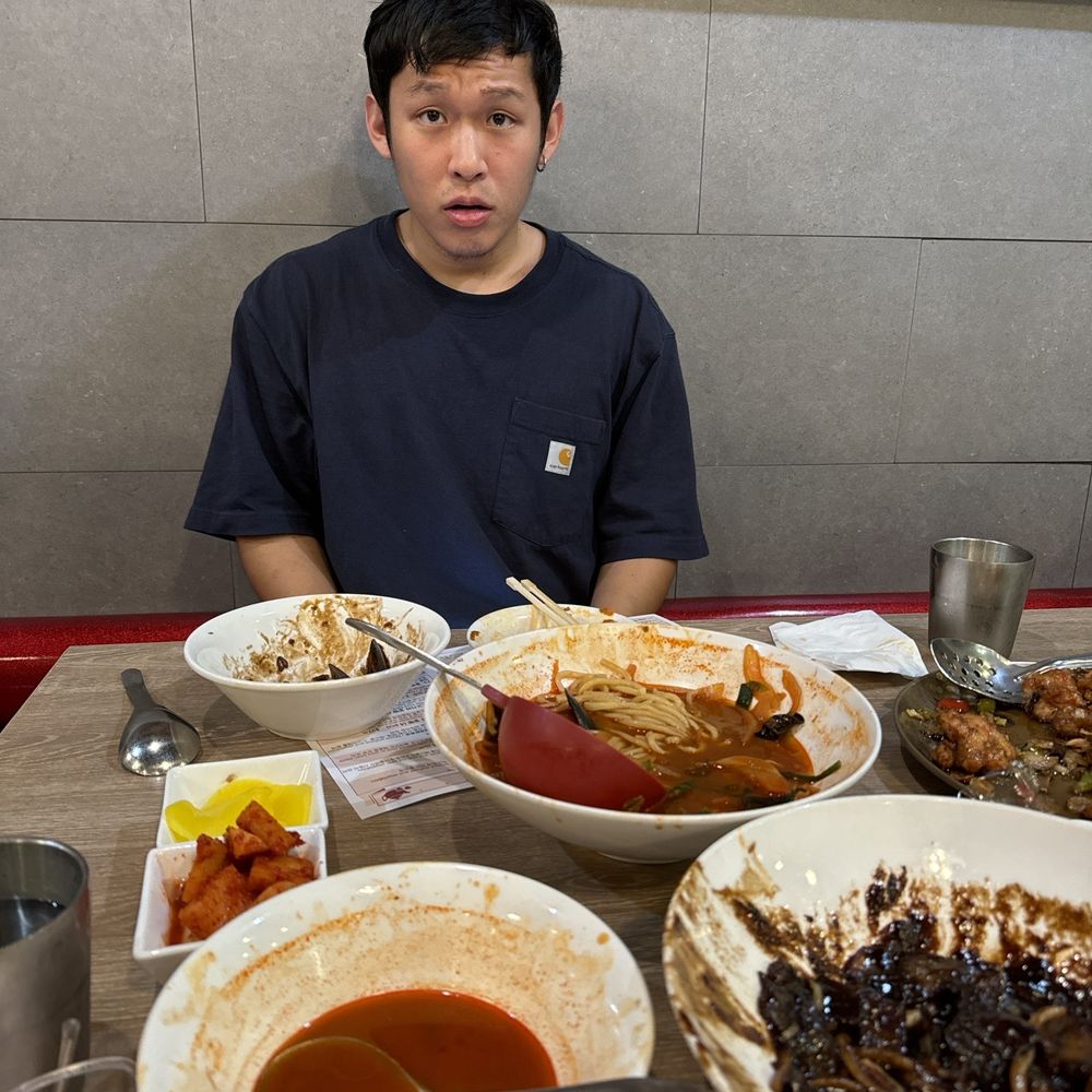 Chai Lan - Black bean noodles, seafood noodles, and spicy fried chicken - Chinese Near Me - Irvine, California Chai Lan - Black bean noodles, seafood noodles, and spicy fried chicken - Chinese Near Me - Irvine, California