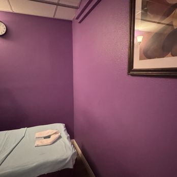 Lavender Flower Day Spa - Couples Massage room - Massage Near Me - Coronado, California Lavender Flower Day Spa - Couples Massage room - Massage Near Me - Coronado, California