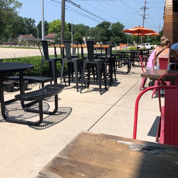 The Rolling Stoves - Small outdoor eating area along Farmington road. - Burgers Near Me - Farmington, Michigan The Rolling Stoves - Small outdoor eating area along Farmington road. - Burgers Near Me - Farmington, Michigan