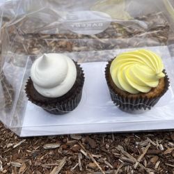 Bella Bella Cupcakes - Gluten free chocolate and lemon raspberry