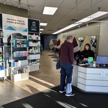 Great Clips - Inside - Hair Salons Near Me - Greenfield, Indiana Great Clips - Inside - Hair Salons Near Me - Greenfield, Indiana
