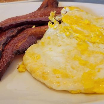 Original Pancake House - 2 eggs and 3 strips of Peppa Pig - Breakfast & Brunch Near Me - Roseville, Minnesota Original Pancake House - 2 eggs and 3 strips of Peppa Pig - Breakfast & Brunch Near Me - Roseville, Minnesota