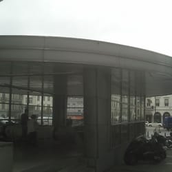 Station de Métro Porte de Namur