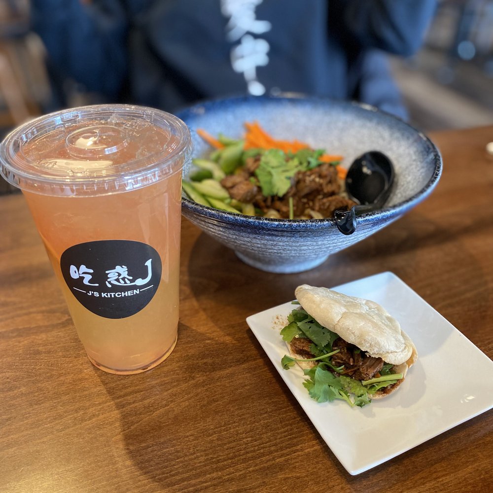J's Kitchen - Chinese Near Me - Naperville, Illinois J's Kitchen - Chinese Near Me - Naperville, Illinois