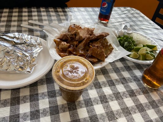Carnitas don Tacho by null