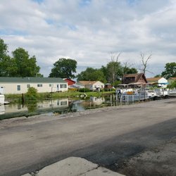 Bi-State Marine Service - Boat rentals and park and launch