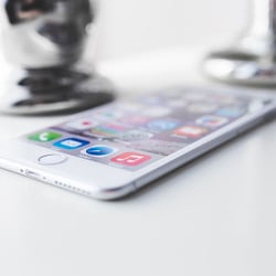 Ephone Access - Réparation iPhone sur Marseille en 15 mins