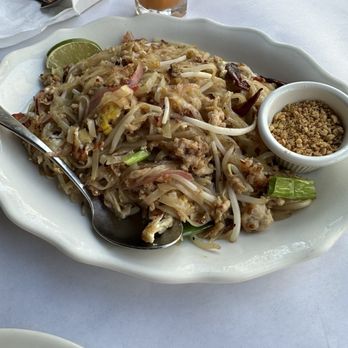 Saladang Garden - Chicken Pad Thai - Thai Near Me - Pasadena, California Saladang Garden - Chicken Pad Thai - Thai Near Me - Pasadena, California