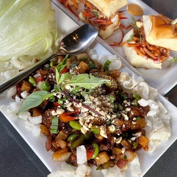 Starfish - Soft Shell Crab Sliders and Chicken Lettuce Wraps - Asian Fusion Near Me - Laguna Beach, California Starfish - Soft Shell Crab Sliders and Chicken Lettuce Wraps - Asian Fusion Near Me - Laguna Beach, California