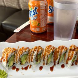 Yamahana Sushi - Shrimp Tempura Roll