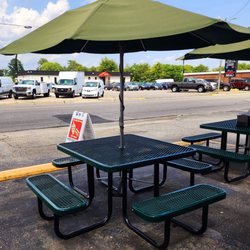 Hot Dog and Hamburger Haven - Out Front