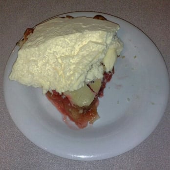 Gramma's Homestead Restaurant - Homemade strawberry rhubarb pie with vanilla ice cream. - American Near Me - Cascade, Idaho