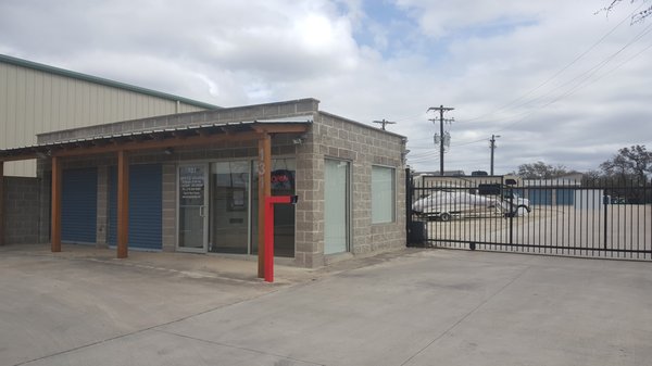 Ten Oaks Storage - Boerne