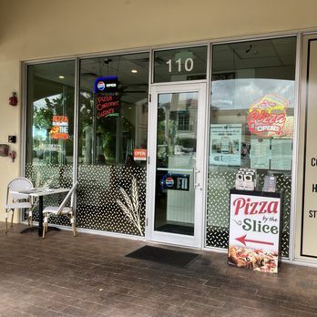 Soprano's Wellington - Outside- entrance - Pizza Near Me - Wellington, Florida Soprano's Wellington - Outside- entrance - Pizza Near Me - Wellington, Florida
