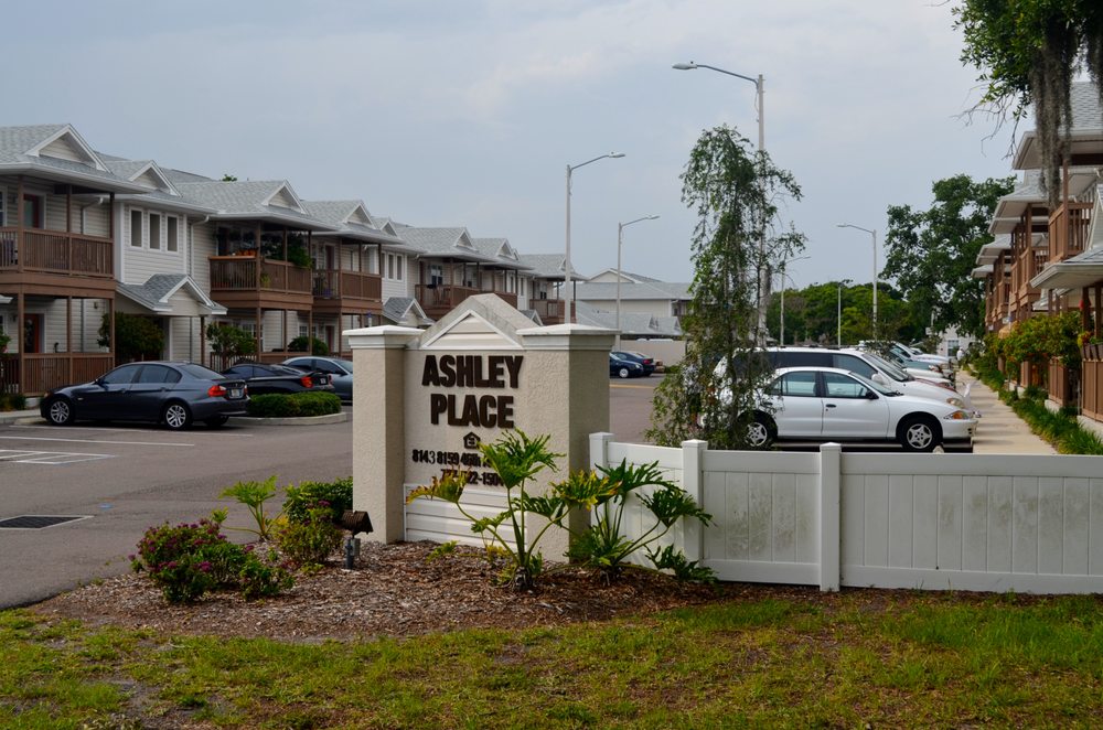 ASHLEY PLACE APARTMENTS Updated April 2024 8151 46th Ave N, Saint