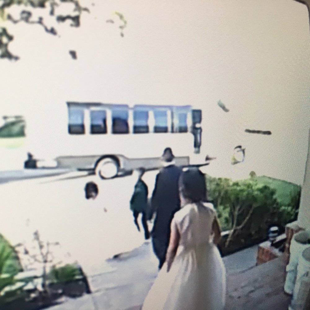 Best Time Limousine - A bus????? We agreed to a HUMMER LIMO, and you bring my wife this ugly bus???Are you serious? This is a wedding, not a Quinceanera! - Limos Near Me