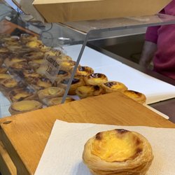 A Loja Portugese Delicatessen - Pasteis de nata