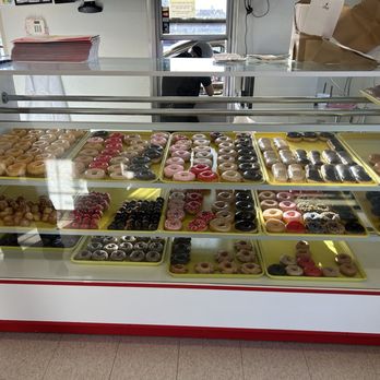 Donut Pro - Display of very yummy goods - Donuts Near Me - Tucumcari, New Mexico
