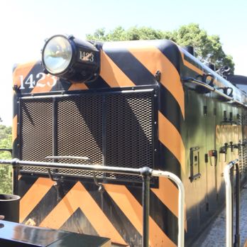 Niles Canyon Railway - Diesel Engine train - Trains Near Me - Fremont, California Niles Canyon Railway - Diesel Engine train - Trains Near Me - Fremont, California