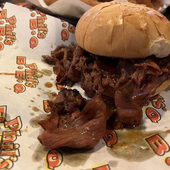 Phil's BBQ - Tri tip was sooooo good - Barbeque Near Me - San Diego, California